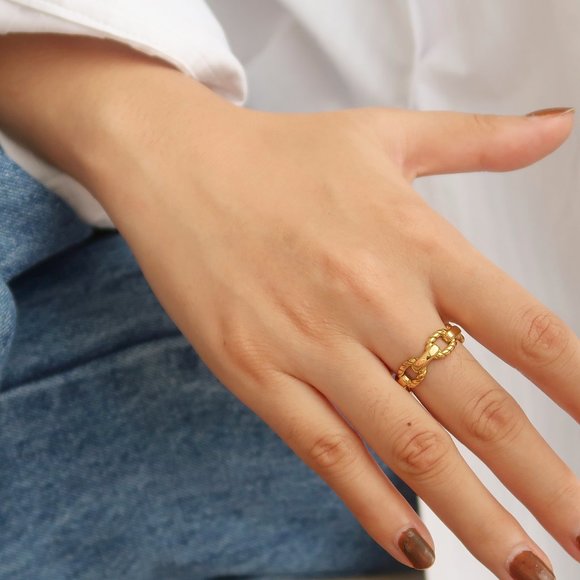 NEW 18K Gold Plated Braided Link Chain Ring - Picture 6 of 6